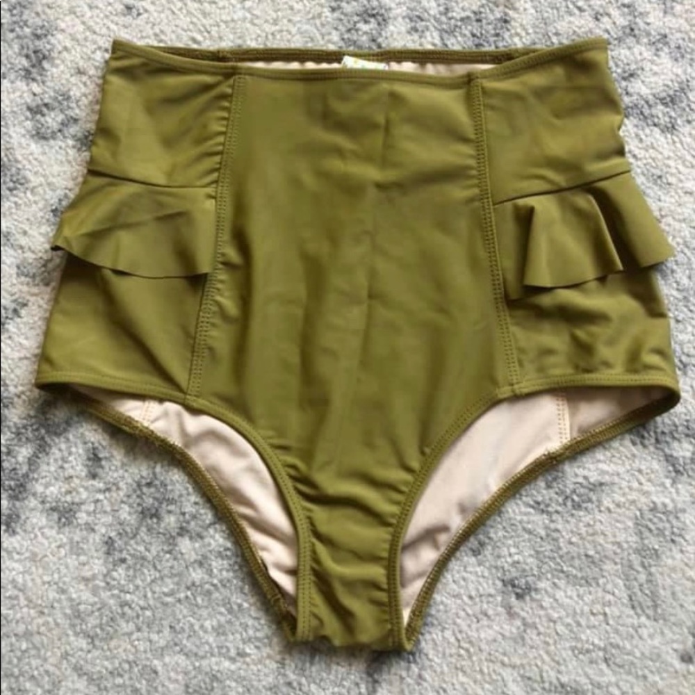 Small, Avocado ruffle side bottoms.